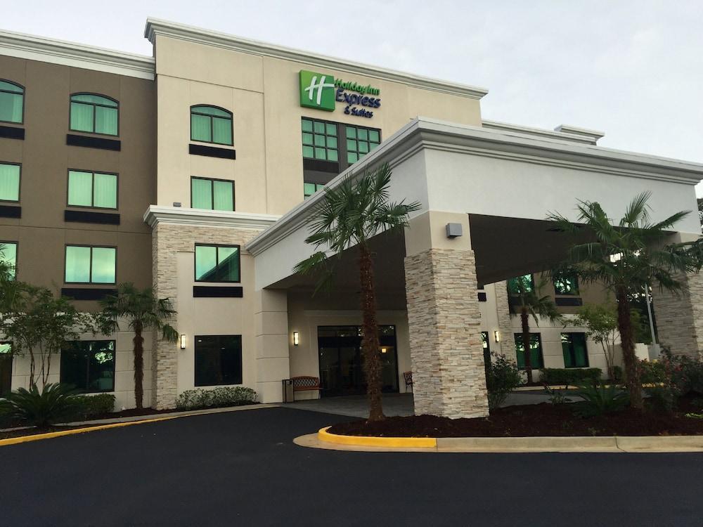 Holiday Inn Express & Suites Mobile West I-10, An Ihg Hotel Tillmans Corner Exterior photo